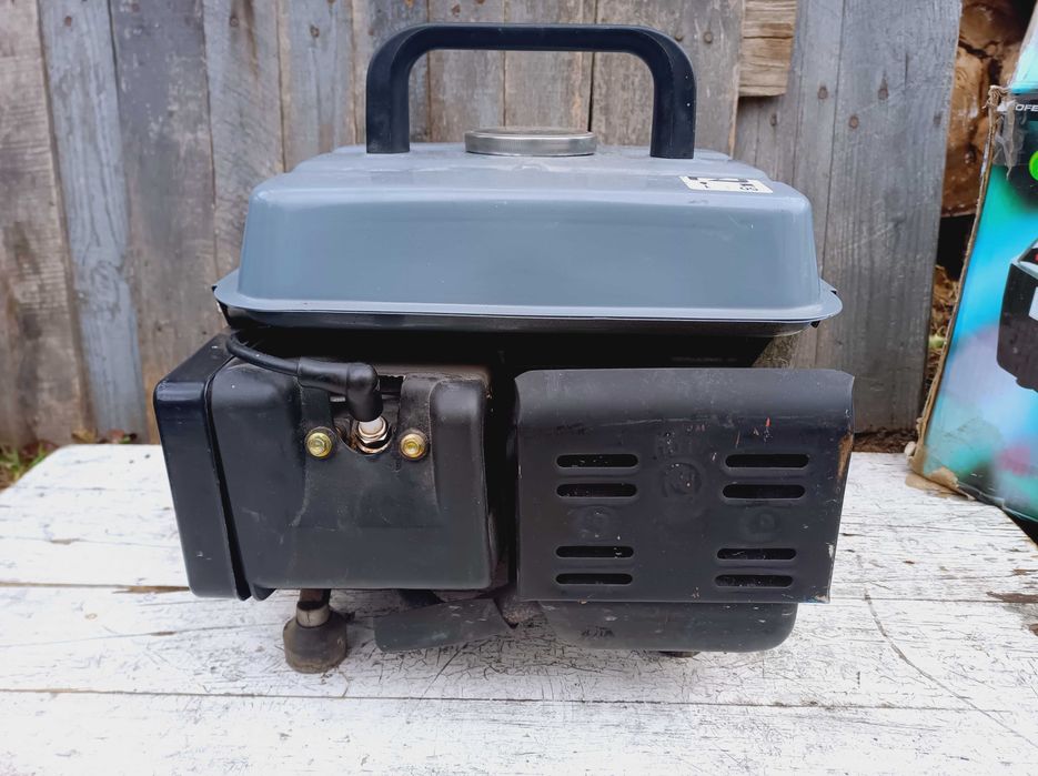 Генератор 0.8 кВт Рowertec