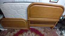 Cama  colchão e estrado