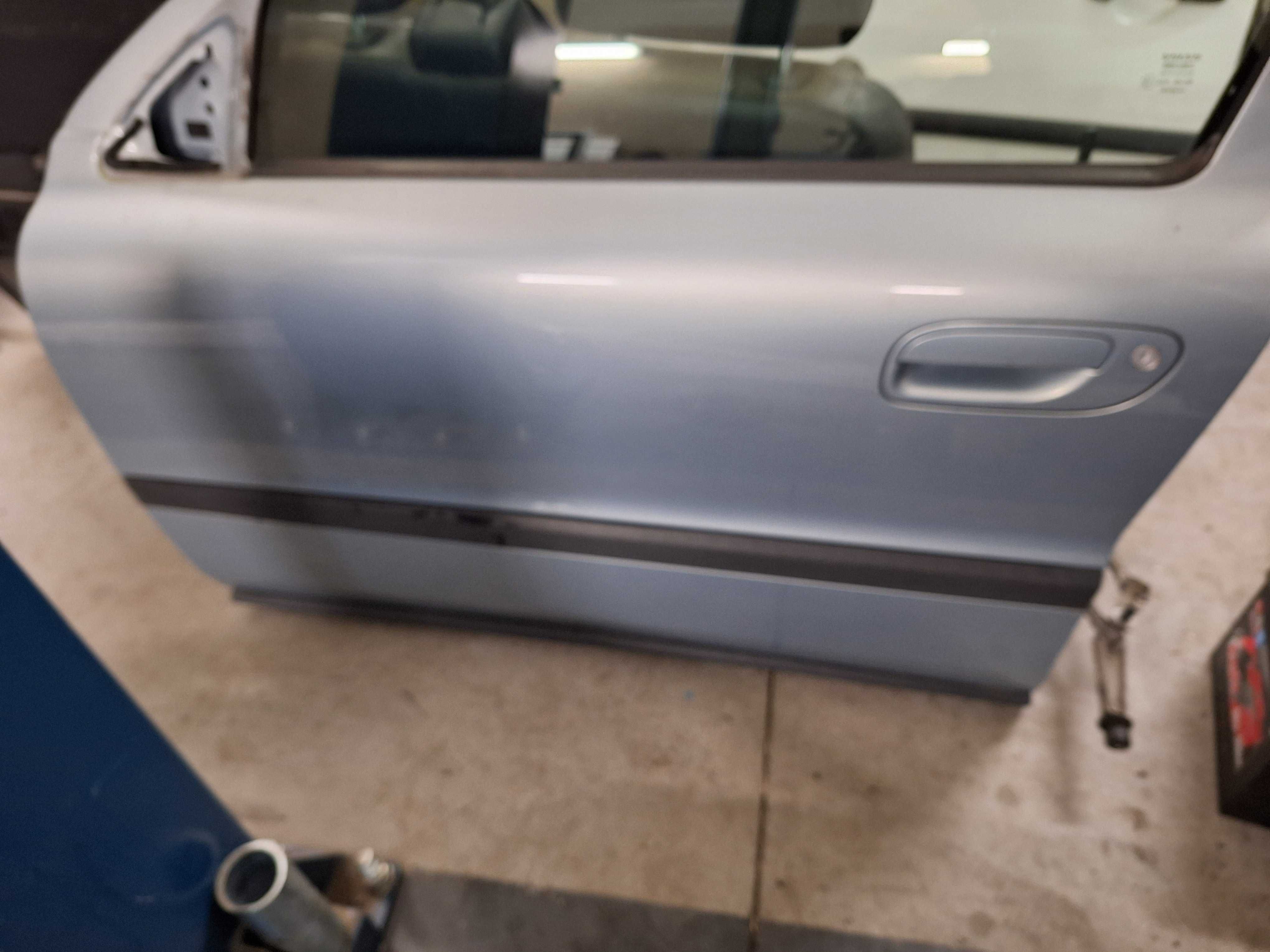 drzwi lewe przód volvo s60 v70 00-04r 444-46
