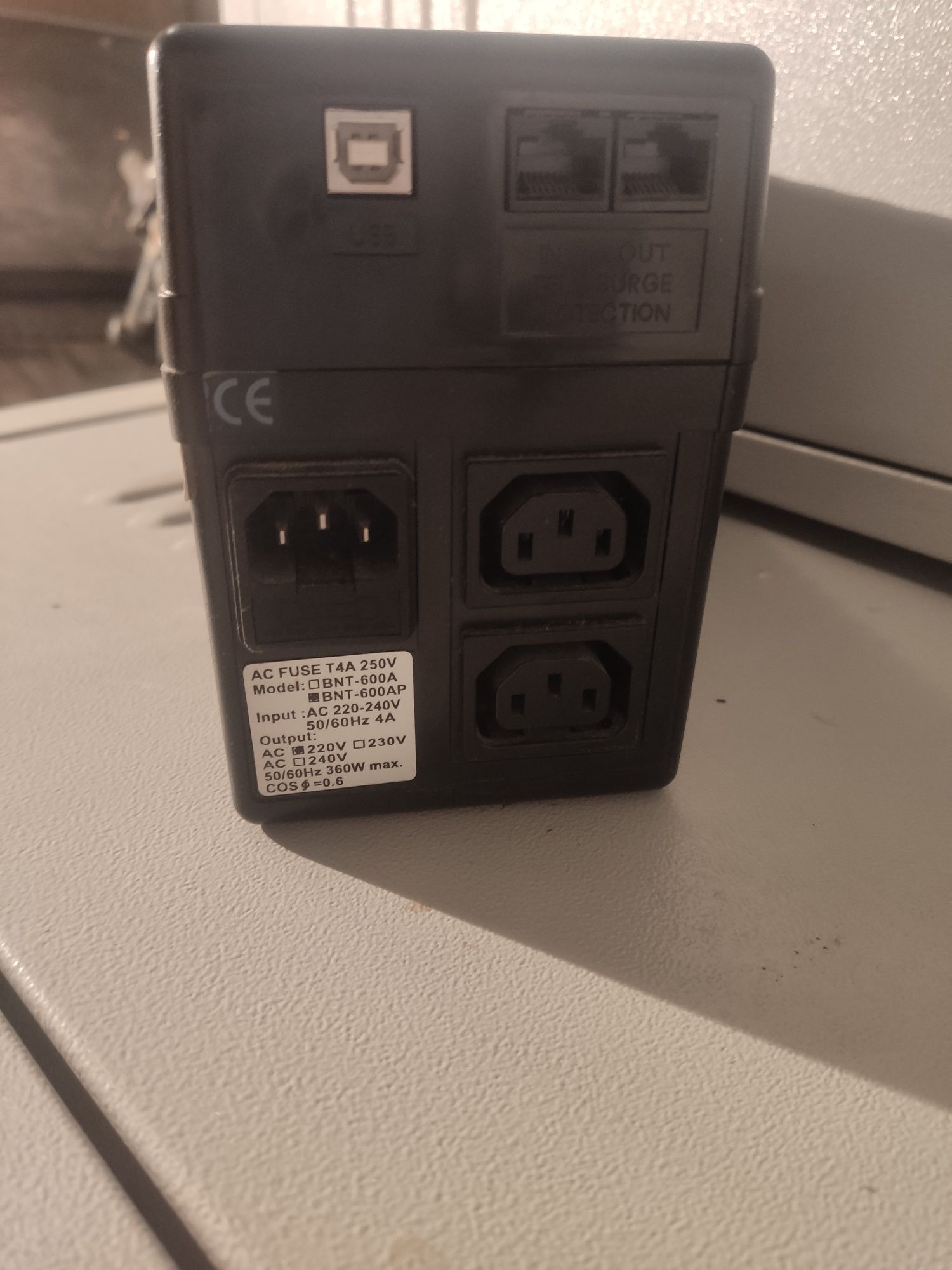 ДБЖ Powercom BNT-600AP USB