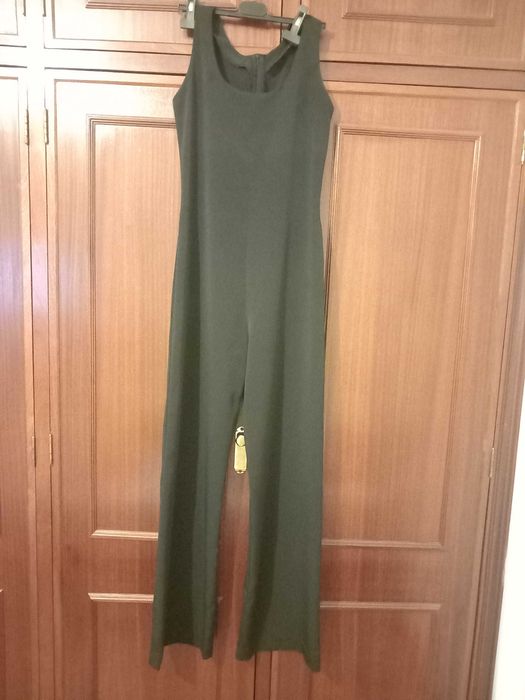 Macacão Preto - Tamanho S