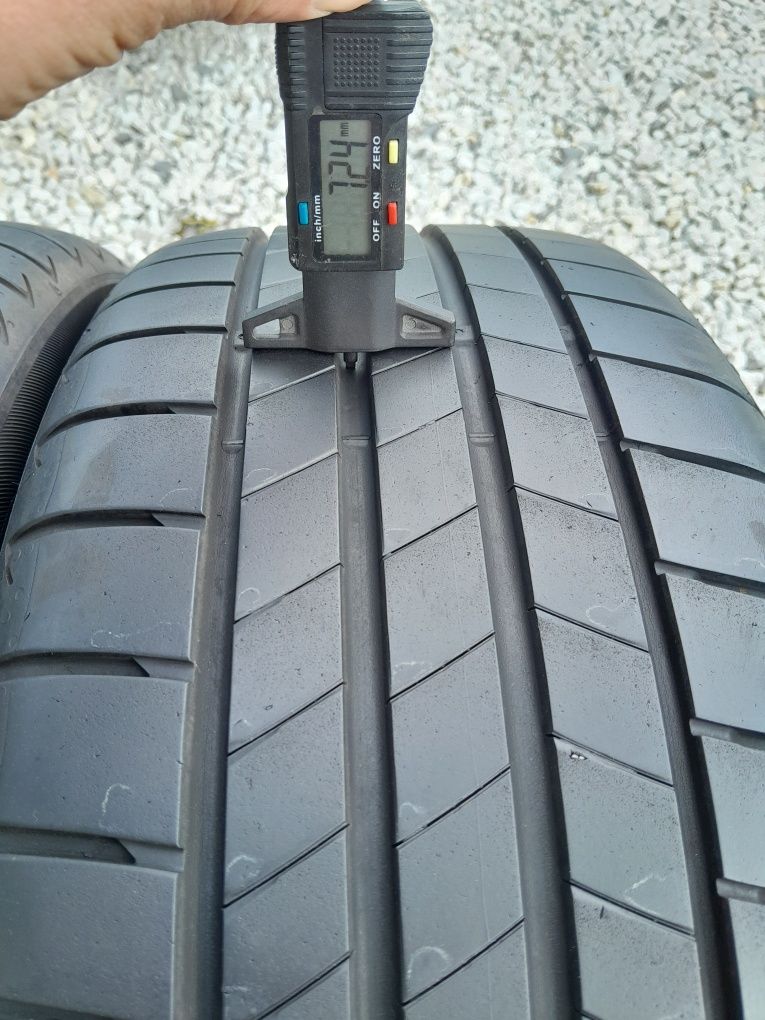 Opony letnie 225/40R19 Bridgestone Turanza T005 para
