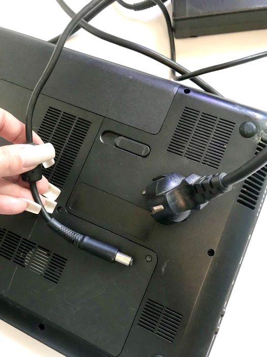 Ноутбук на Запчастини. HP Pavillon g6.