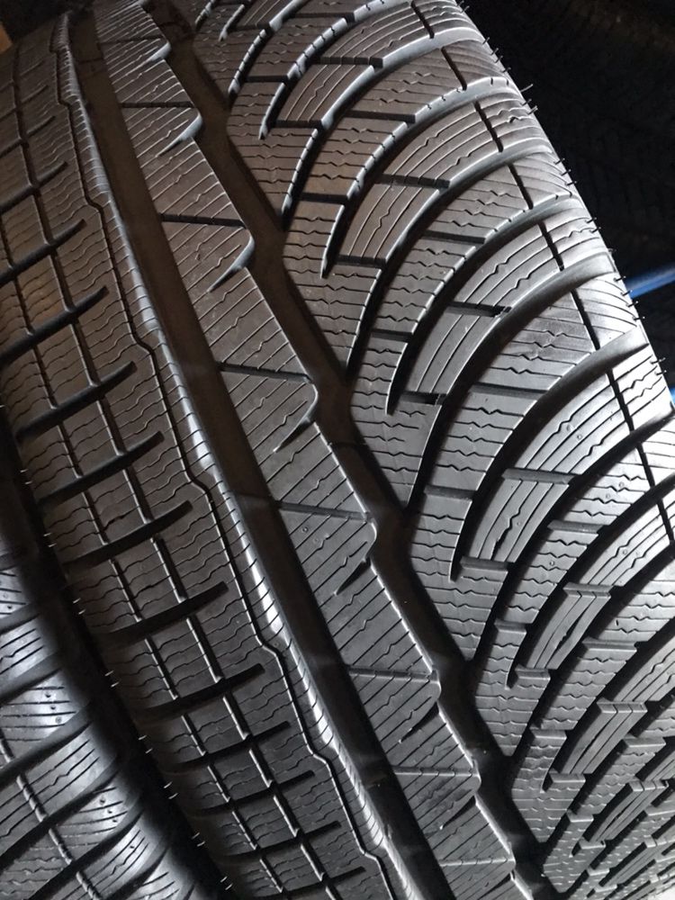 285/35/19+255/40/19 R19 Michelin Pilot Alpin PA4 4шт зима