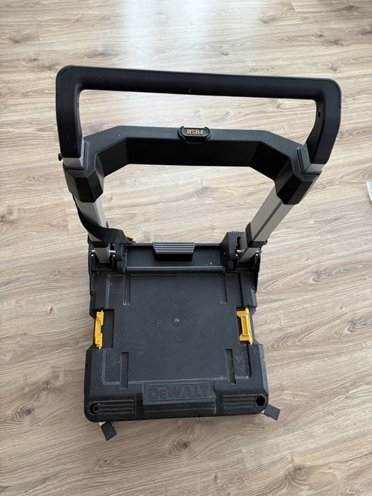 Wozek transportowy Dewalt tstak