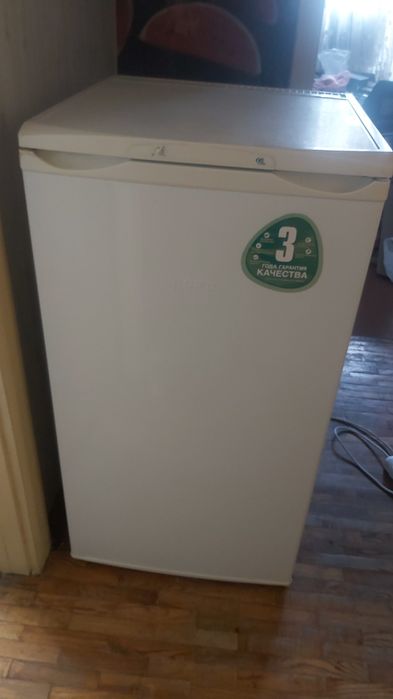 Холодильник майже новий Норд висота 1,1  метра