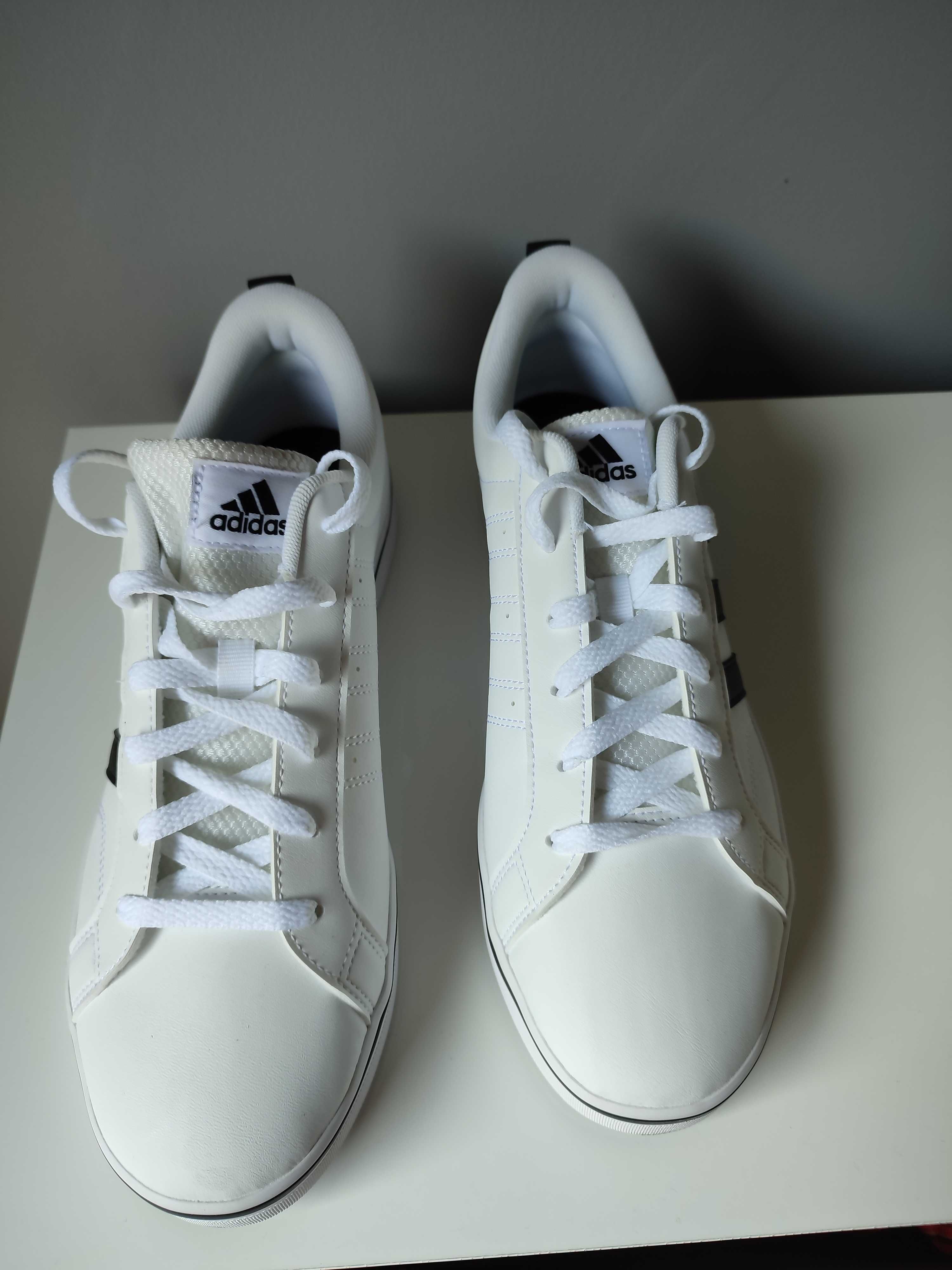 Sapatilhas Adidas VS PACE NOVAS sem uso