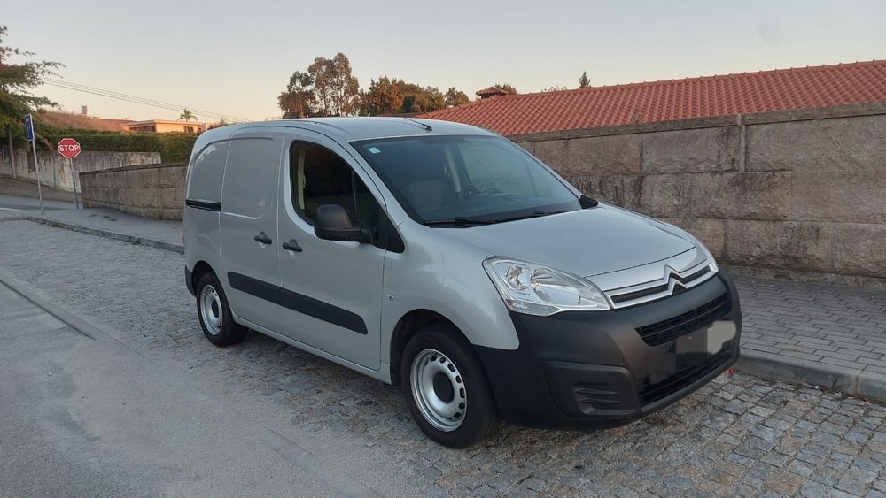 Citroen Berlingo de 2018 como nova ...um dono184 mil km  aténsao 100cv