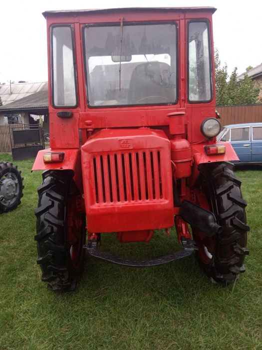 Трактор ХТЗ Т-16