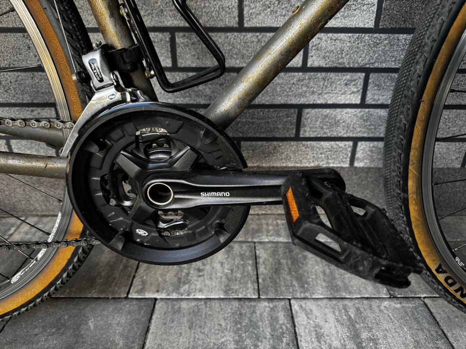 Rower trekkingowy cross rama stalowa 28” rost raw gravel