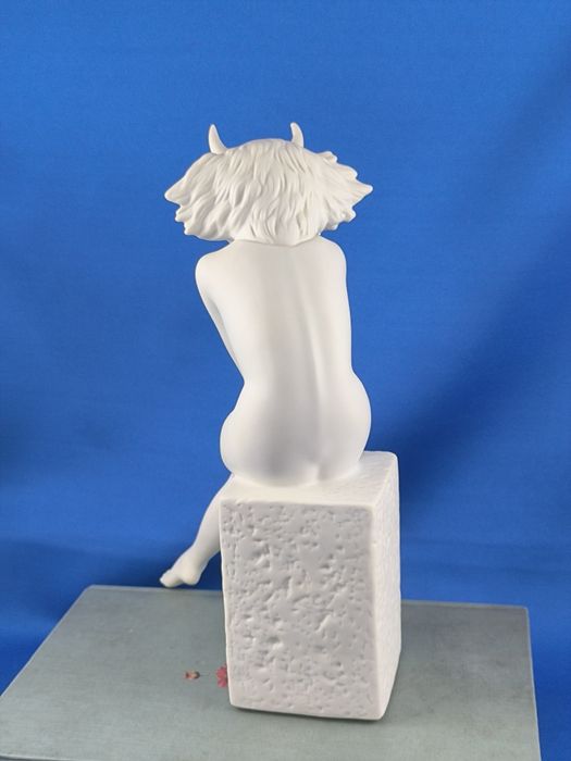 Znak zodiaku Royal Copenhagen byk #porcelana #ozdoba #dekoracja