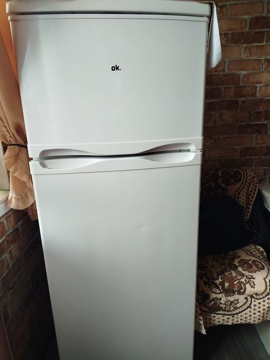 Продам Холодильник ок