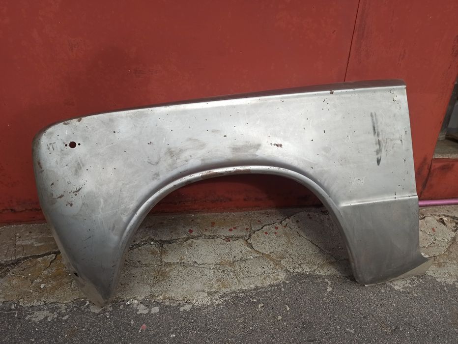 Крило ВАЗ 2101 переднє праве та переднє ліве