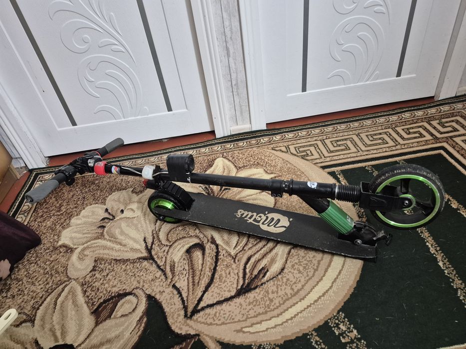 Електросамокат Motus дитячий-підлітковийй