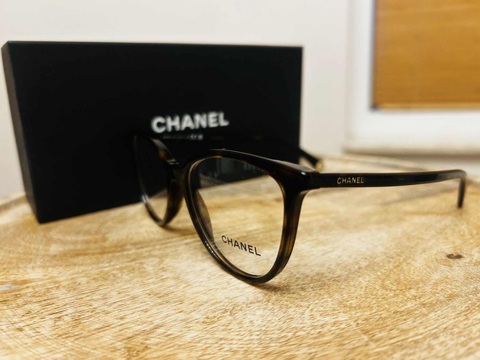 Nowa oprawka Chanel