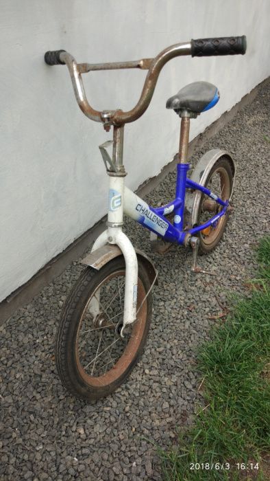 Малий дитячий велосипед Challenger синій, колеса R14 + страховочні 2шт