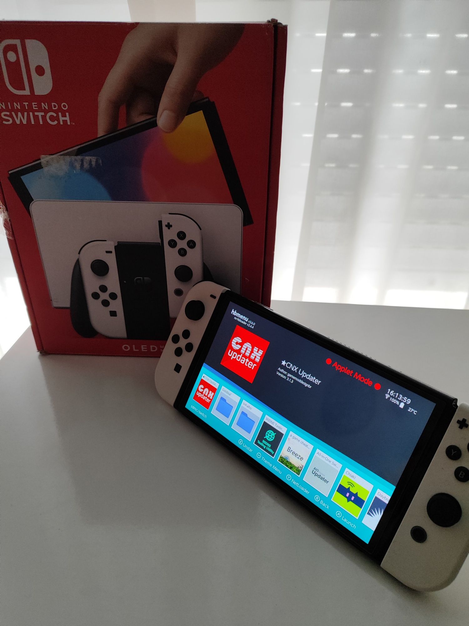 Nintendo switch OLED Desbloqueada