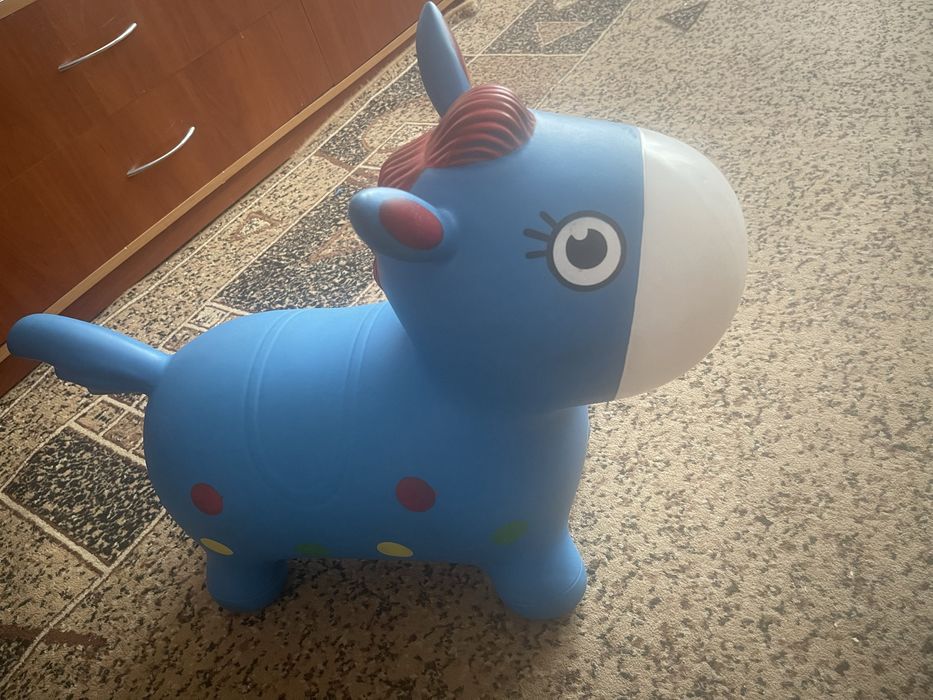 Дитячий віслюк стрибунець