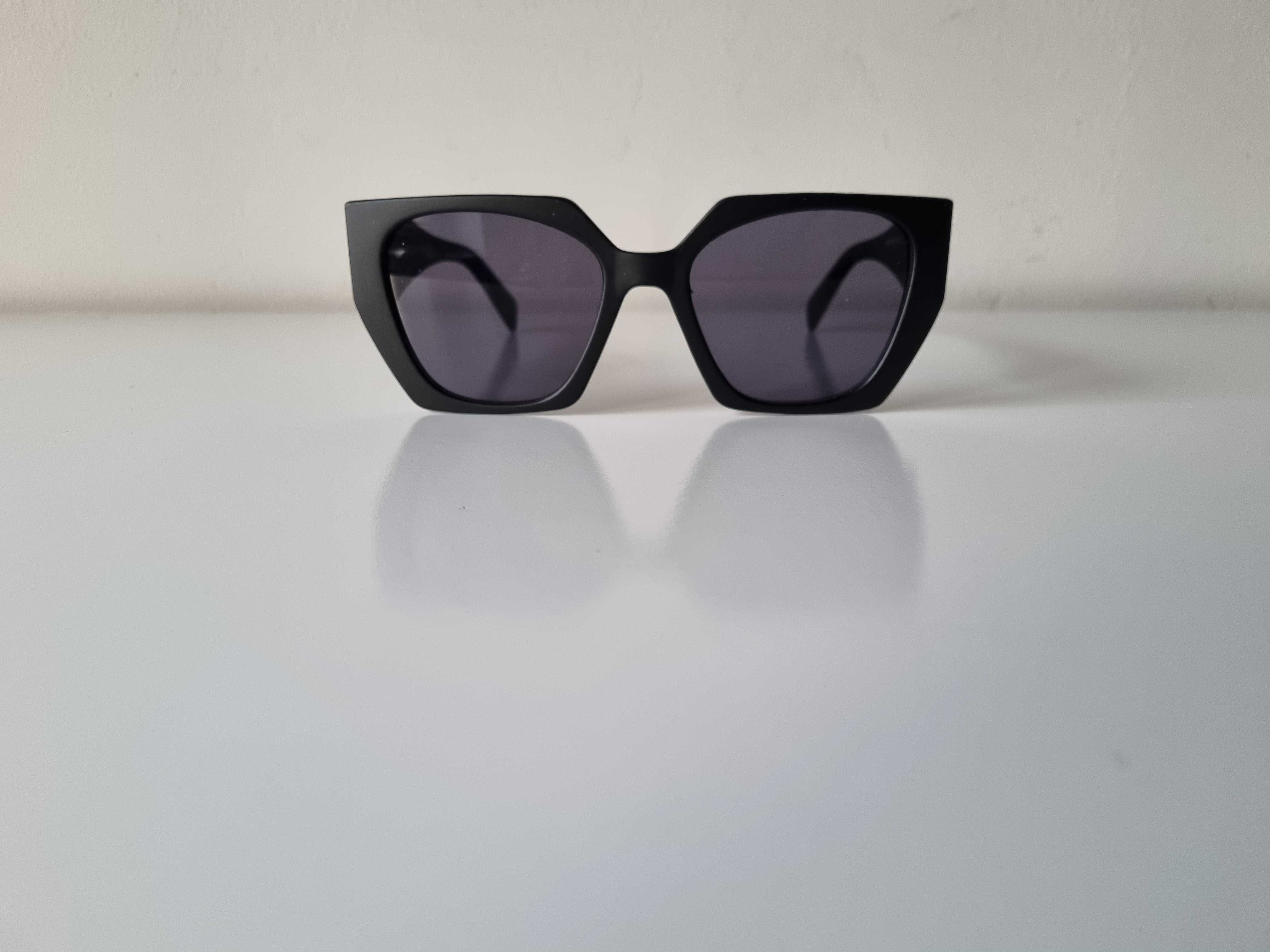 Okulary przeciwsłoneczne wzór Prada PR 15WS