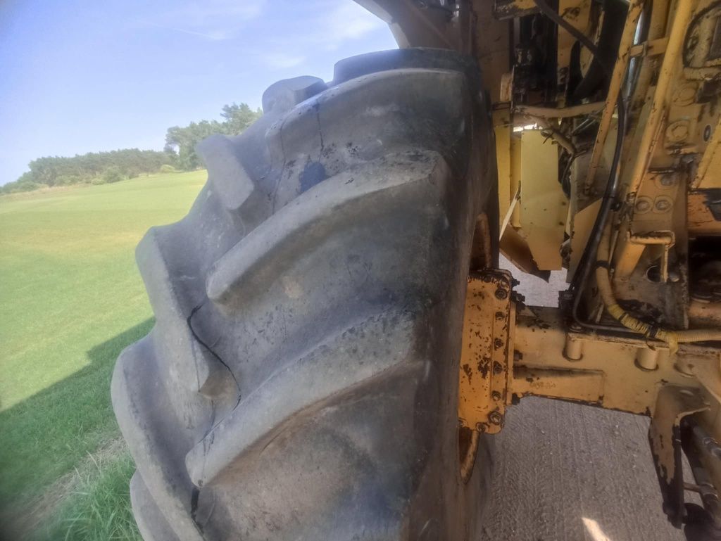 New Holland tx30