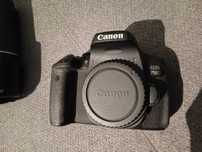 Maquina fotográfica CANON 750D