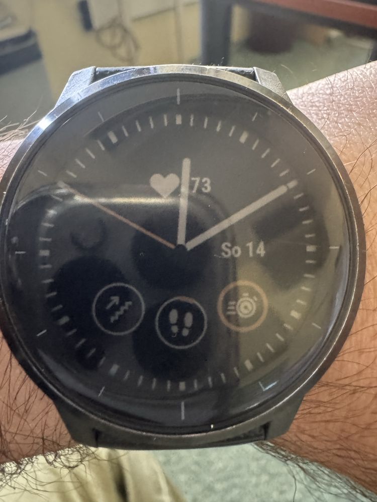 Garmin viviactive 4