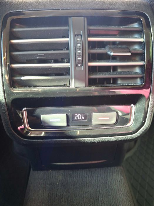 Sprzedam Volkswagen Passat 1,4 TSI LED