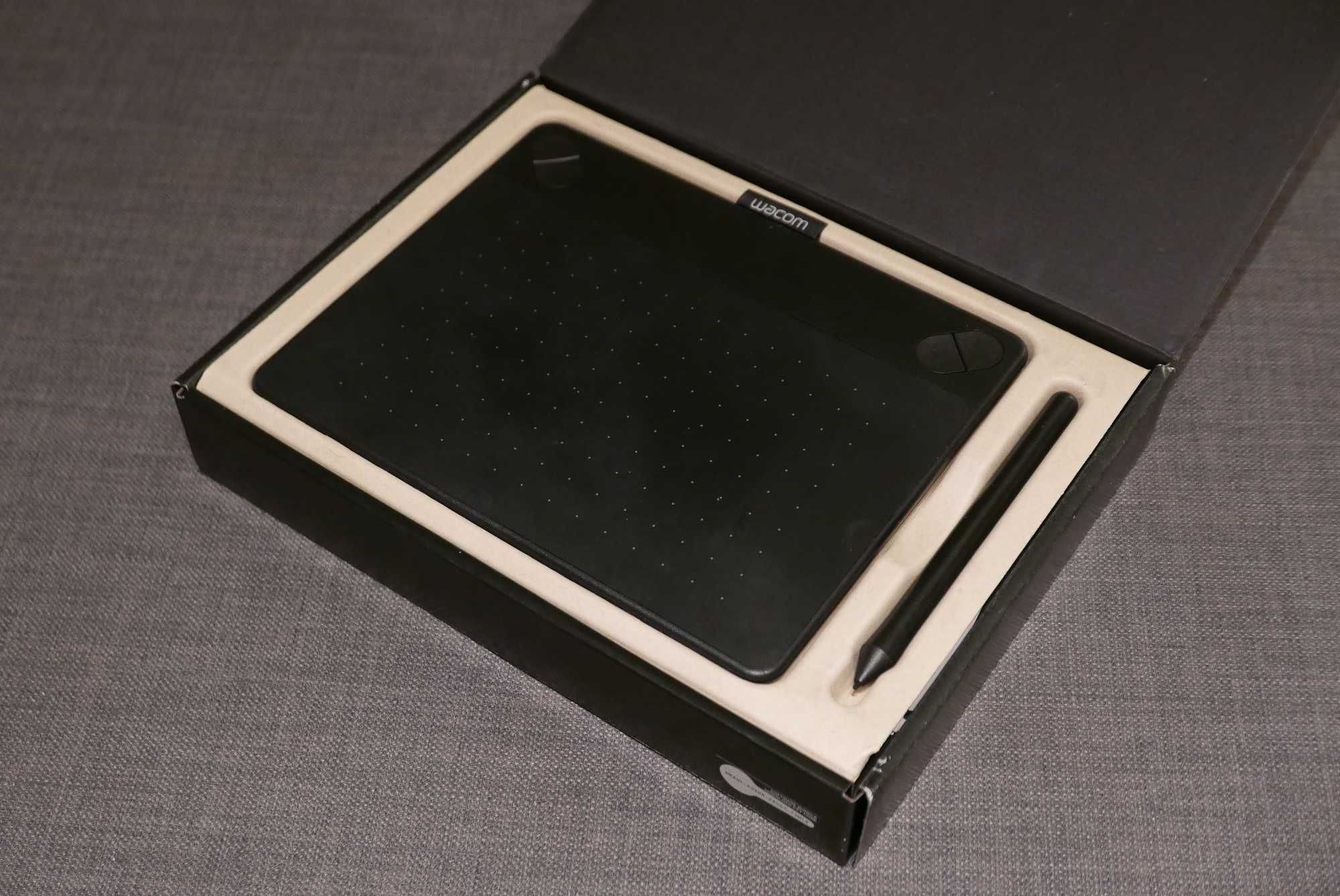 Tablet graficzny Wacom Intuos S CTH-490 czarny