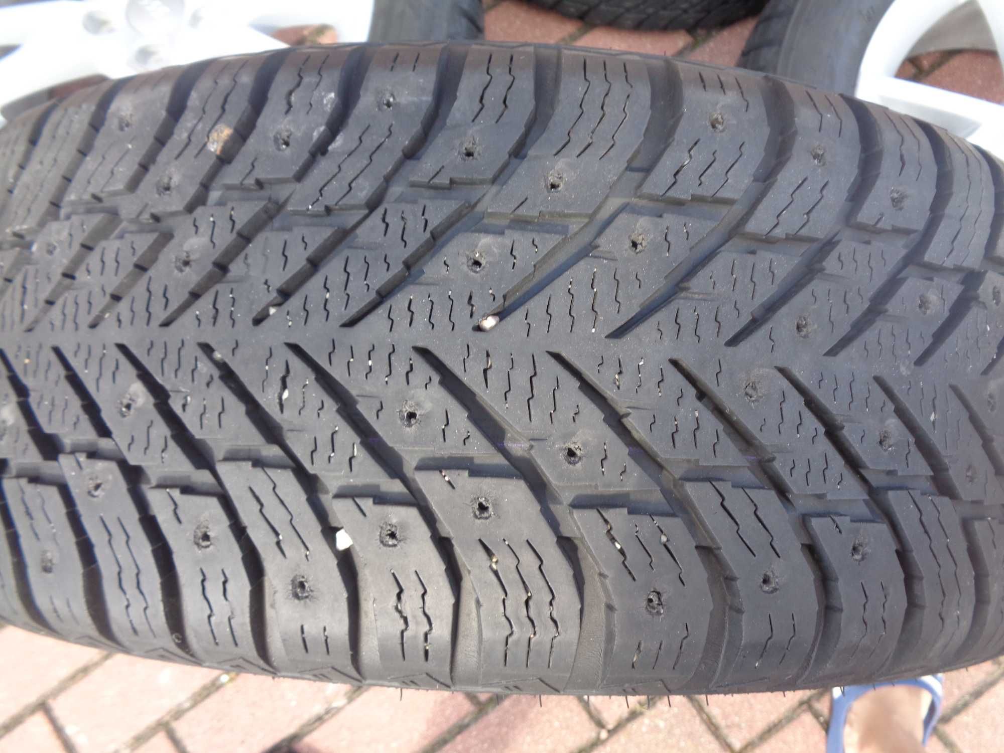 Alufelgi 17 Audi Q3 Vw Tiguan z oponami Nokian 215/60/17 8mm ORYGINAŁ