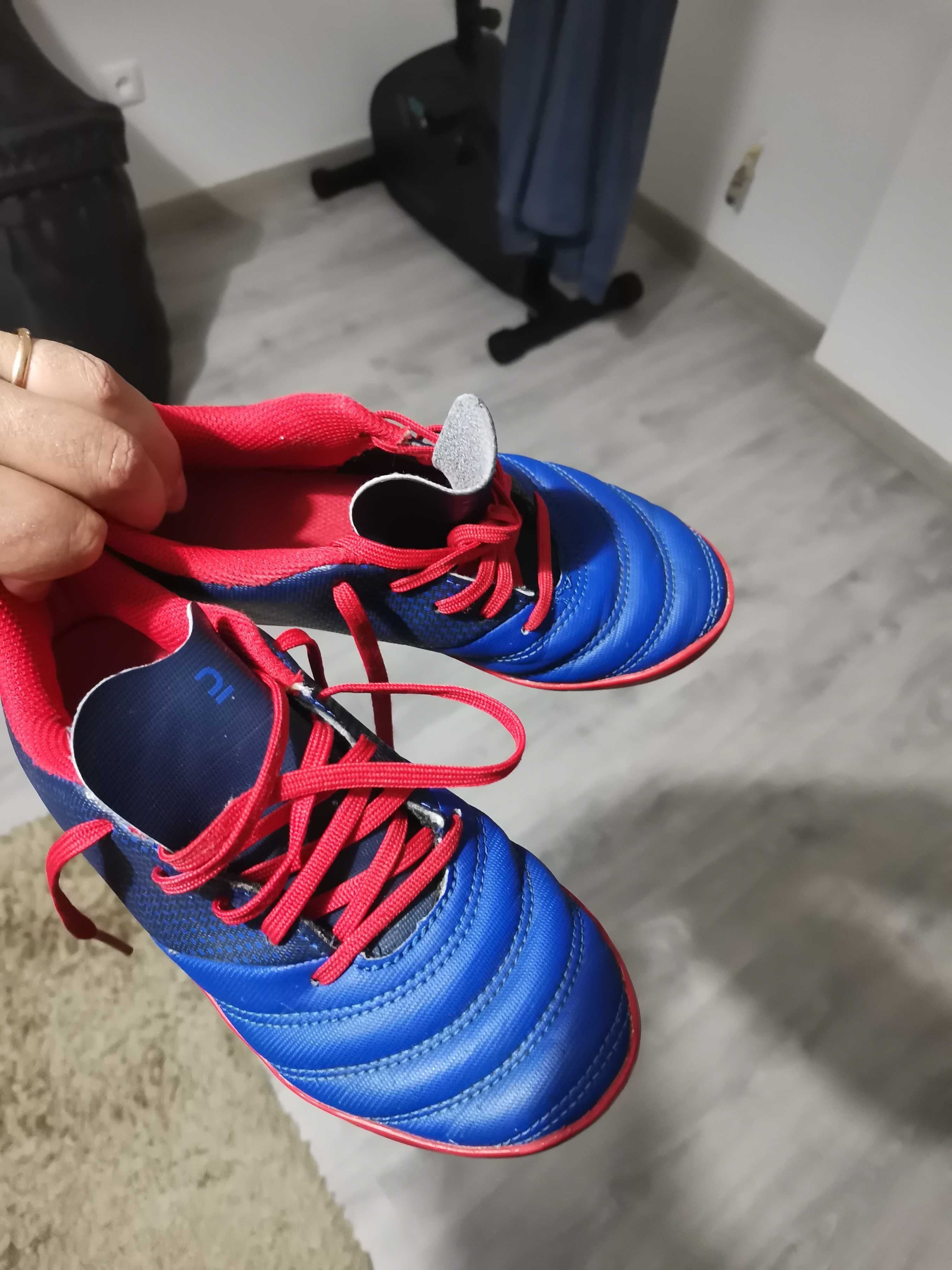 Botas/Chuteiras/Pitons de criança para Rugby ou Futebol