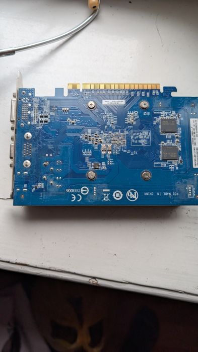 Продам відеокарта gigabyre geforce