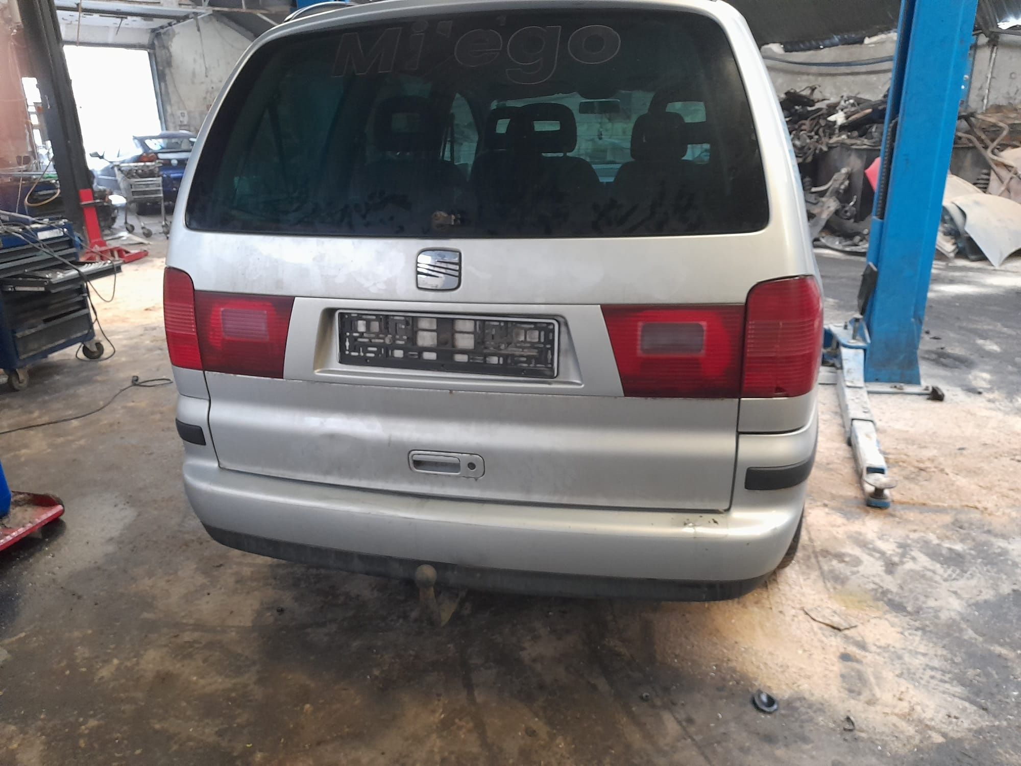 Seat Alhambra FL 1.9Tdi 2002r. 85kw/116KM maska przòd 123