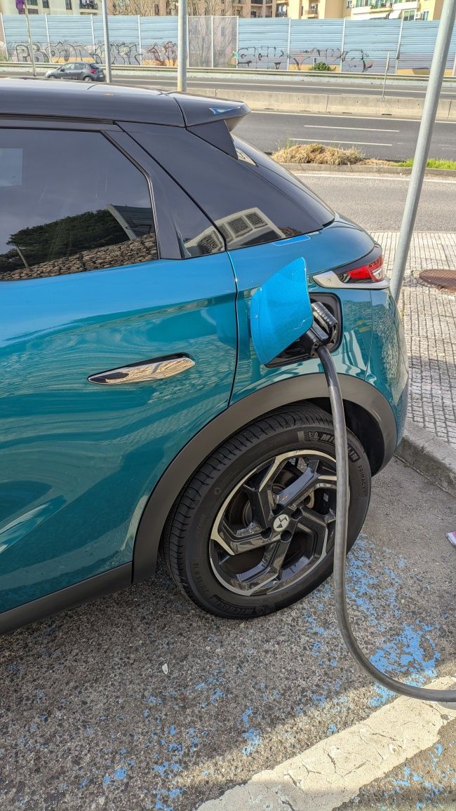 Aluguer de viaturas TVDE (DS3) Elétrico