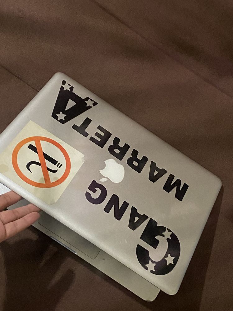Macbook pro para uso de peças