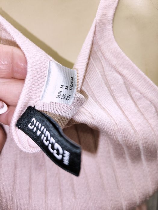 Bluzka na ramiączkach crop top prążkowany wiskoza dekolt helter 38 40