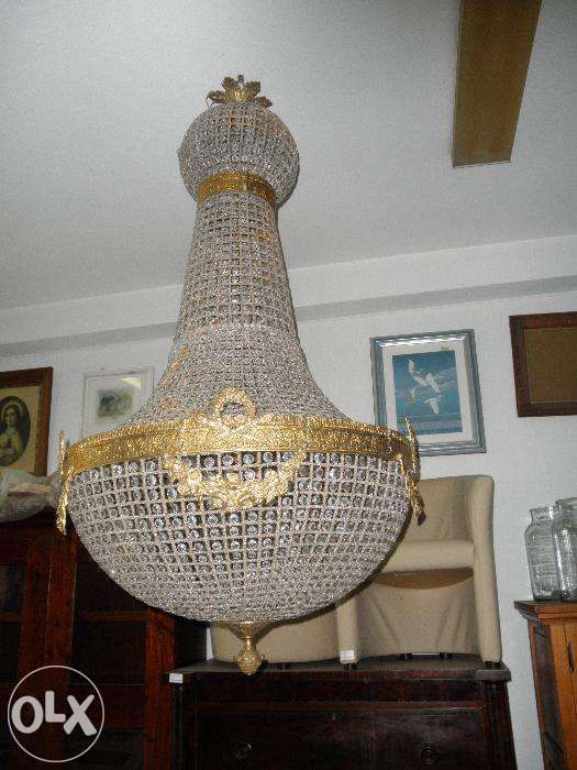 Lustre Grandes Dimensões