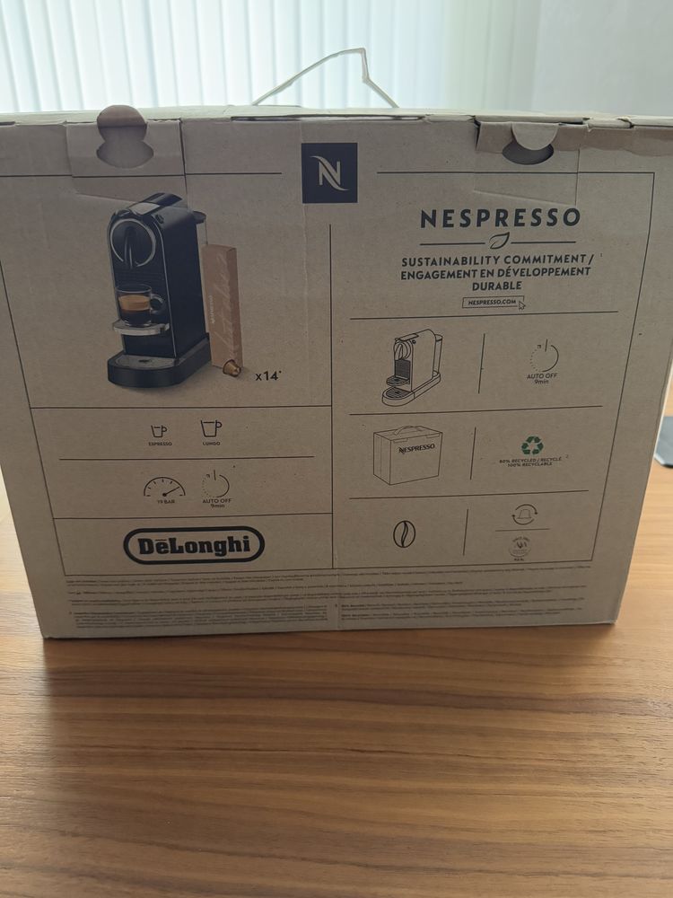 Кавоварка Nespresso Citiz DeLonghi EN167.B