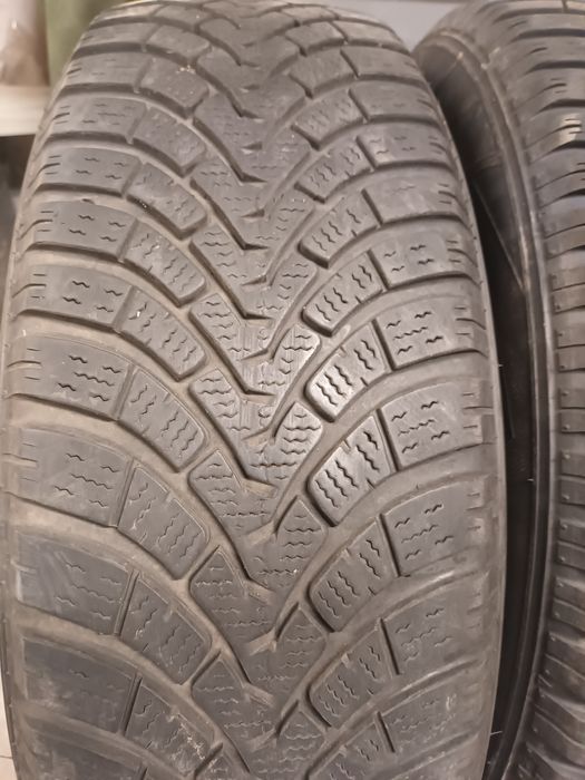 Opony zimowe 215/65 R17