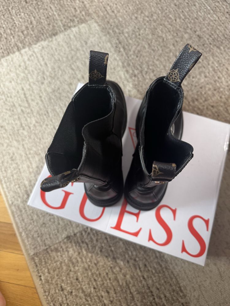 Черевики Guess, сорні, екошкіра , 38 рощмір ( 25 см)