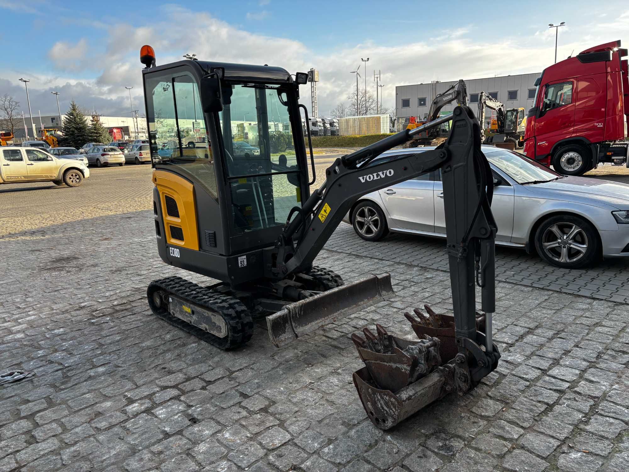 Mini koparka prace ziemne młot do kucia nawodnienia odwodnienia instal