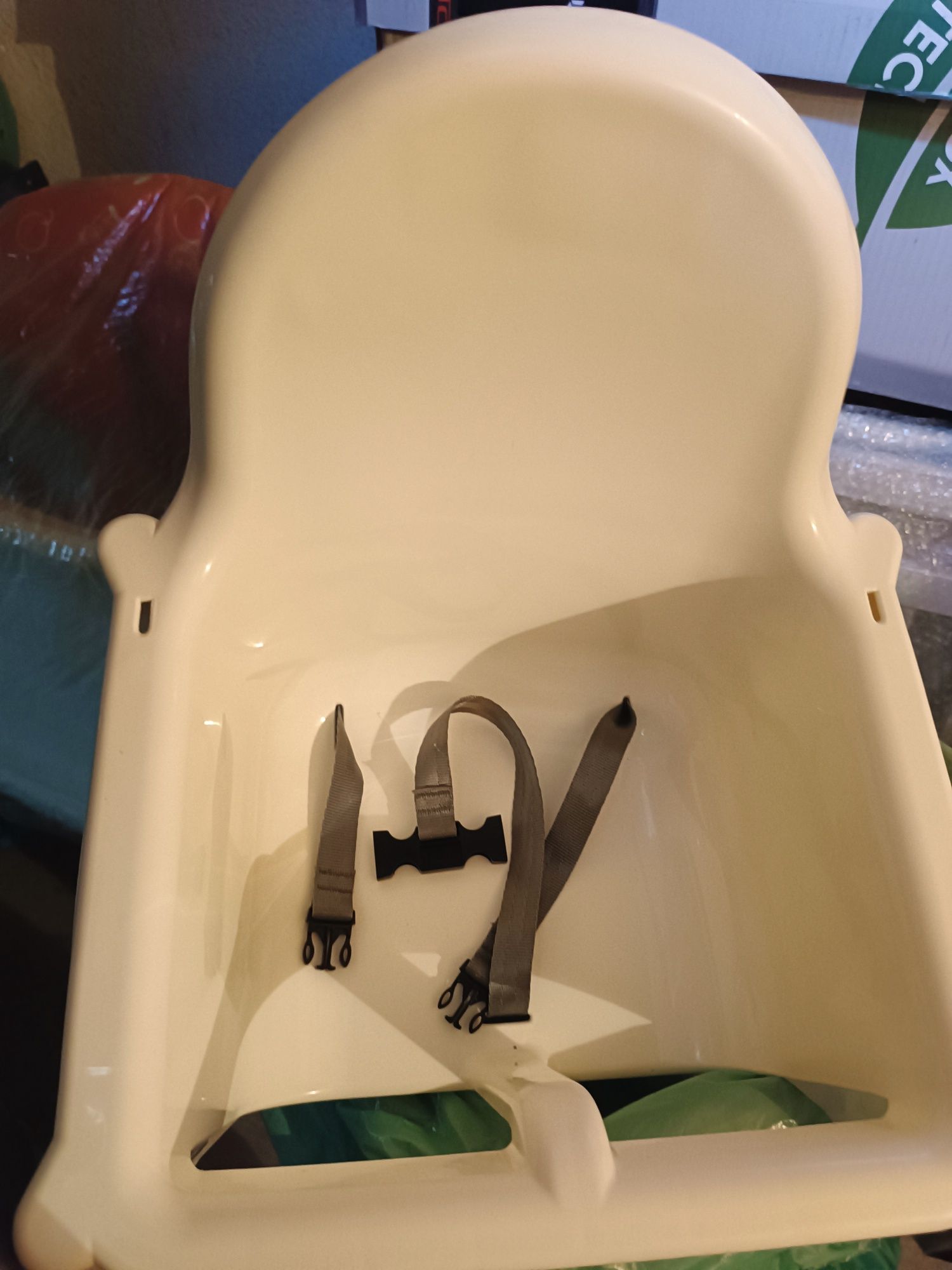 Cadeira de refeição para bebé