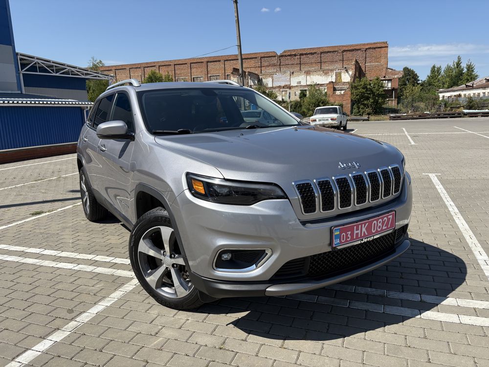 Jeep Cherokee Limited 3,2 2019 року