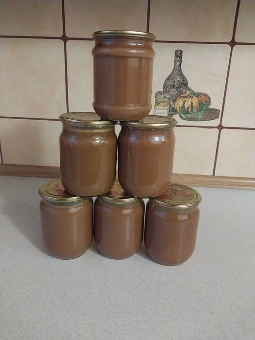 Масло з горіхово - вершковим смаком, виготовлене з козячого молока