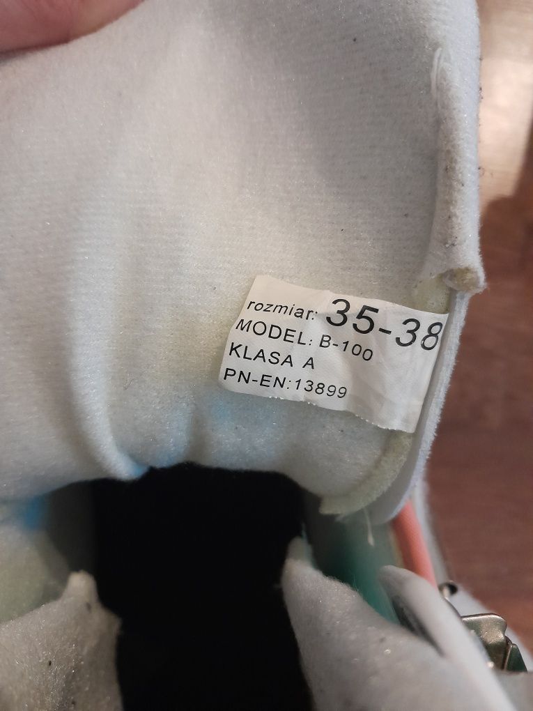 Wrotki dziewczęce rozmiar 35-38