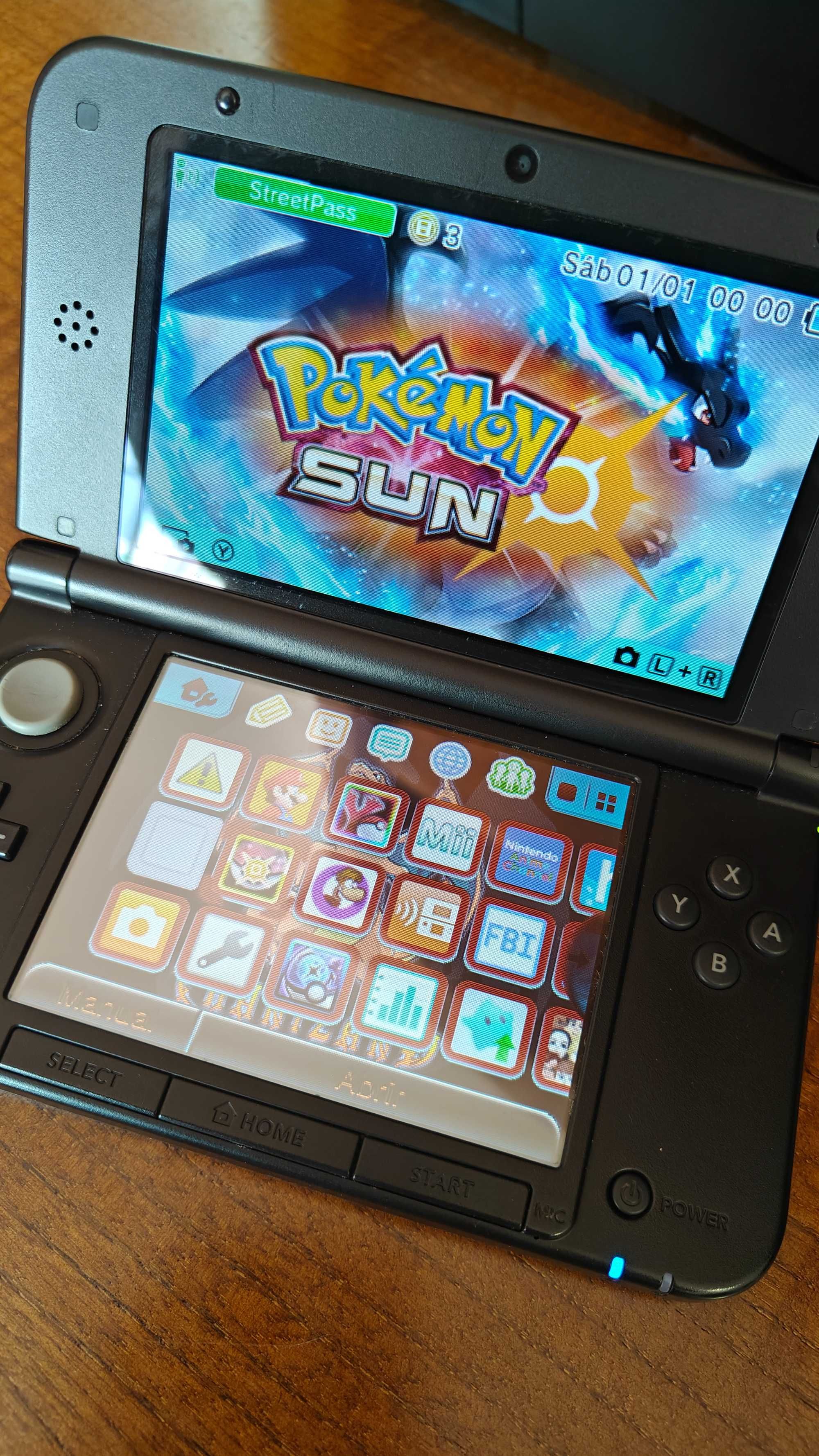 Nintendo 3ds XL, desbloqueada c/ 5 jogos