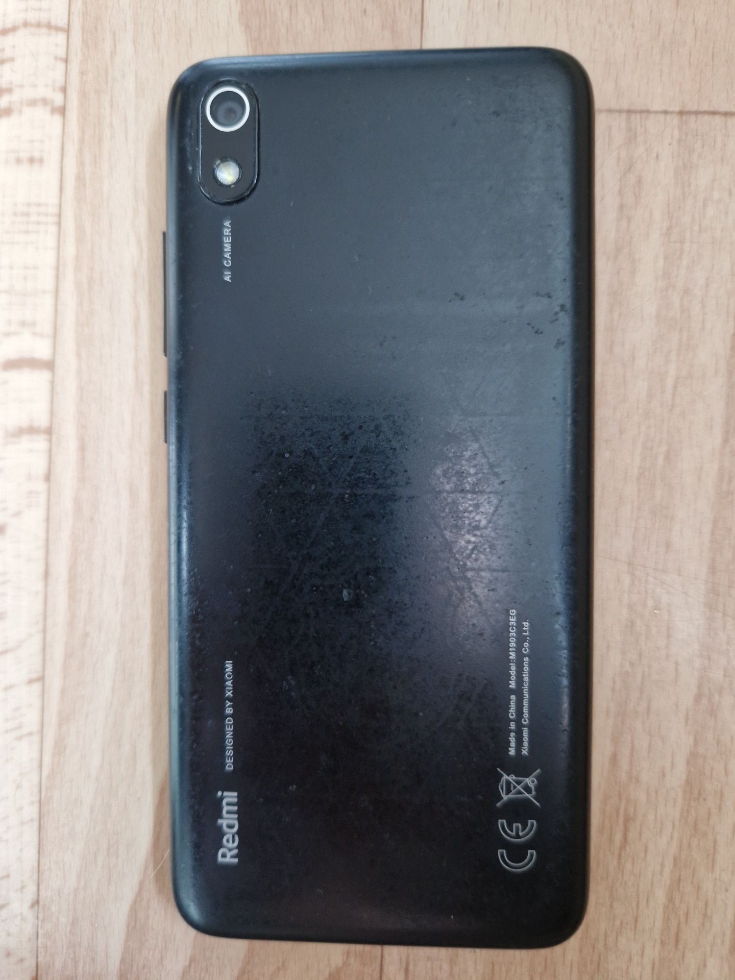 Xiaomi Redmi 7A + obudowa