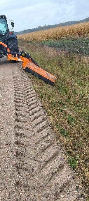 Wynajem myjki ciśnieniowej, beczkowozu, zamiatarki, koszenie poboczy