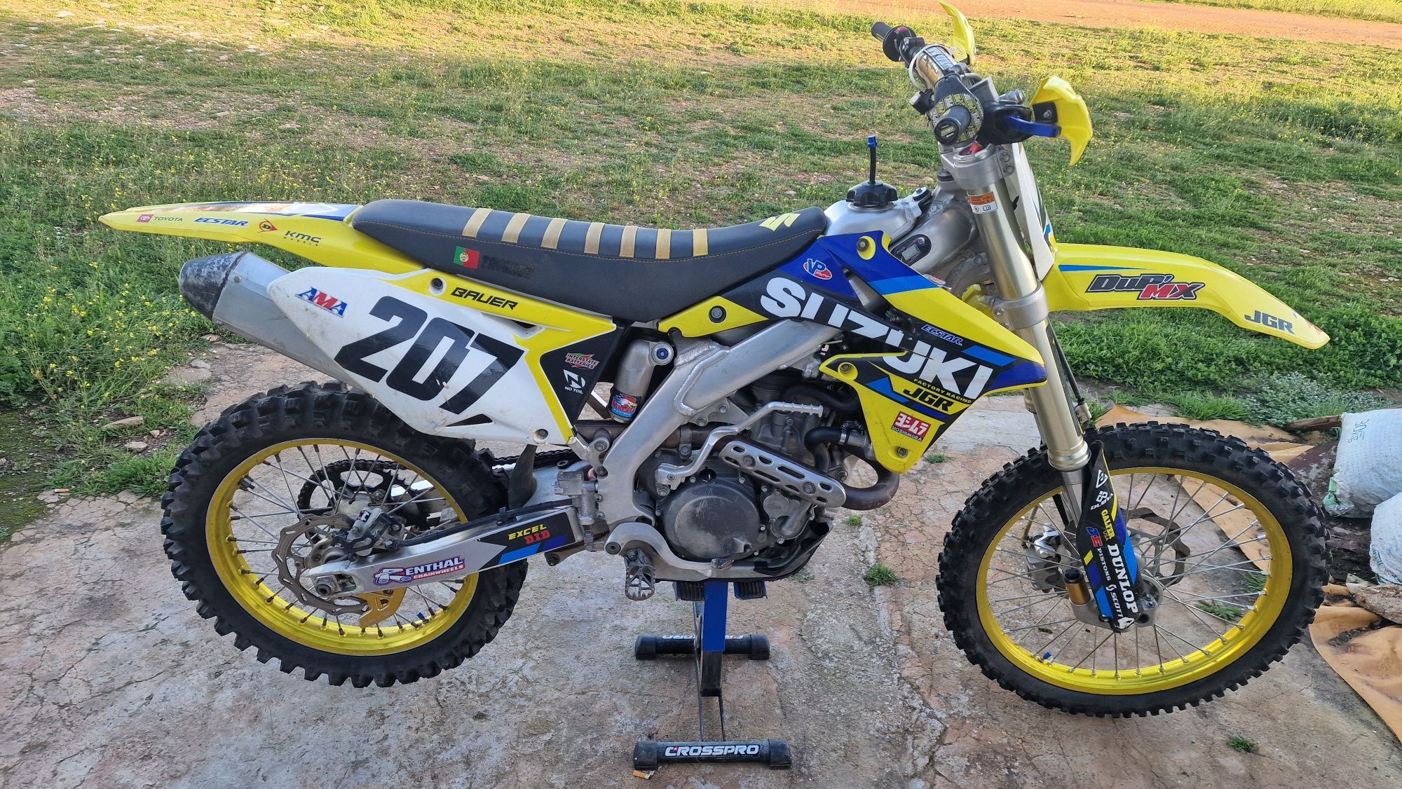 Rmz 450 ano 2016