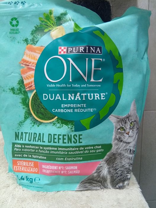 Comida para gato Purina One 1.4 kg