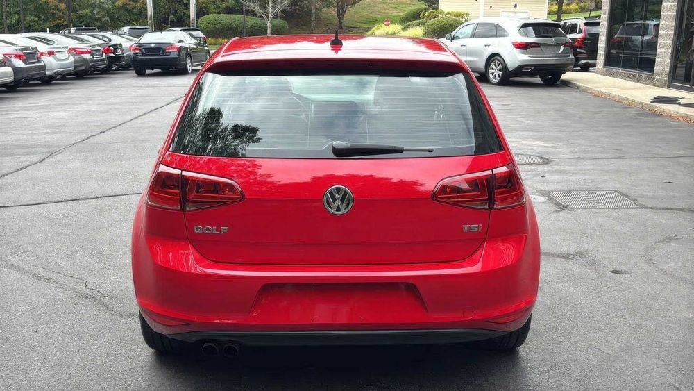 Volkswagen Golf SE      2015